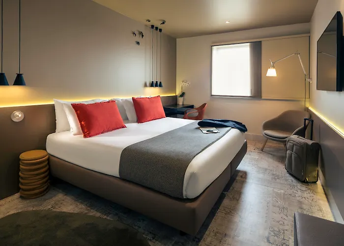 Mercure Centro Santa Catarina פורטו