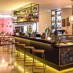 Mercure Centro Santa Catarina فندق