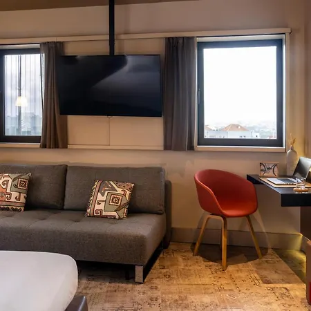 Mercure Centro Santa Catarina 4*