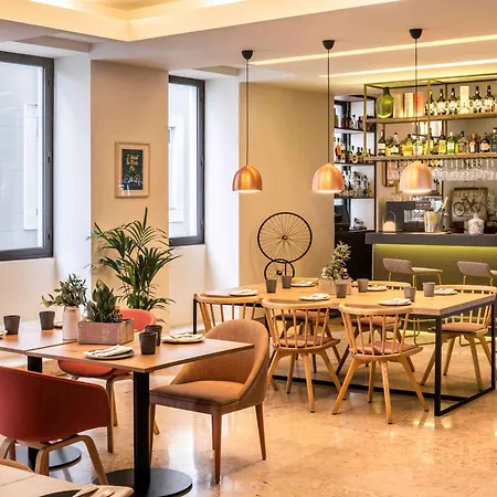 Mercure Centro Santa Catarina 4* Oporto