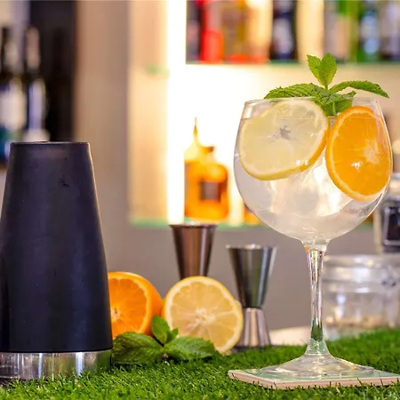 Mercure Centro Santa Catarina فندق 4*