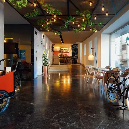 Mercure Centro Santa Catarina 4* Oporto