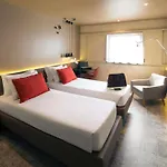 מלון Mercure Centro Santa Catarina
