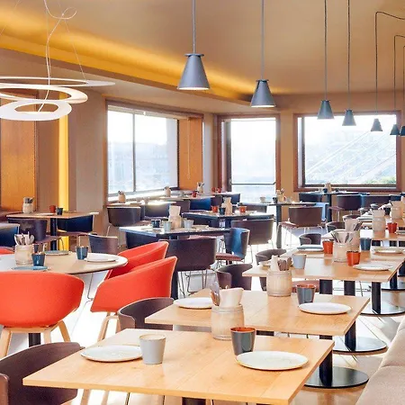 Mercure Centro Santa Catarina 4*