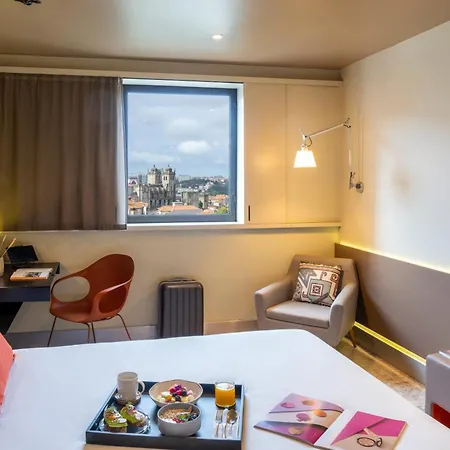 ホテル Mercure Centro Santa Catarina ポルト
