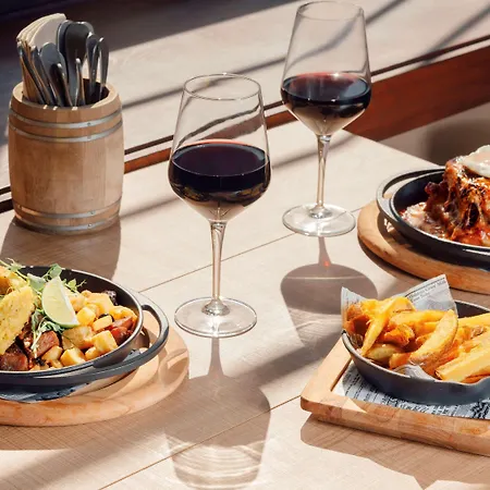 Mercure Centro Santa Catarina 4*