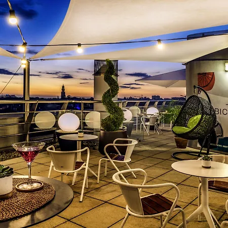 מלון Mercure Centro Santa Catarina 4*