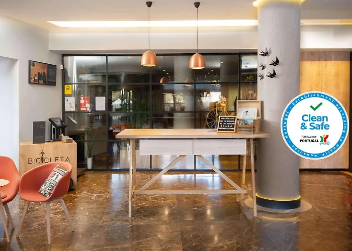 Hotel Mercure Centro Santa Catarina 4*